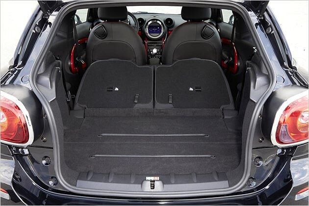 Maximal lassen sich 1.080 Liter ins Heck des starken Paceman verstauen