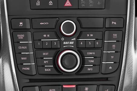 Opel Astra (Baujahr 2012) INNOVATION 5 Türen Radio und Infotainmentsystem