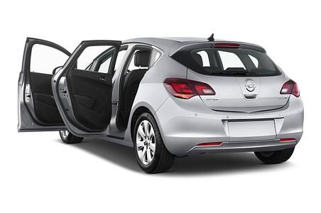 Opel Astra (Baujahr 2012) INNOVATION 5 Türen Tür geöffnet