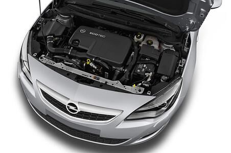 Opel Astra (Baujahr 2012) INNOVATION 5 Türen Motor
