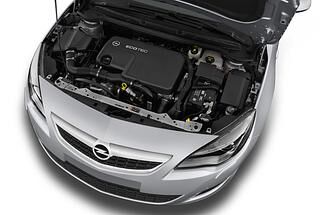 Opel Astra (Baujahr 2012) INNOVATION 5 Türen Motor
