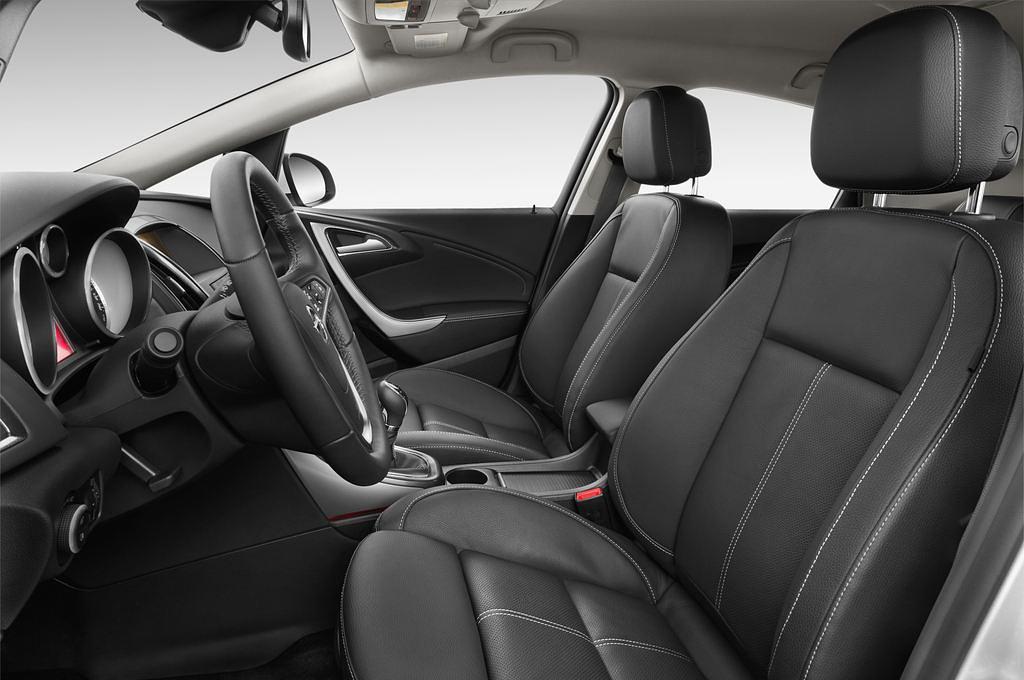 Opel Astra (Baujahr 2012) INNOVATION 5 Türen Vordersitze