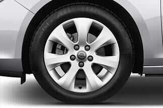 Opel Astra (Baujahr 2012) INNOVATION 5 Türen Reifen und Felge
