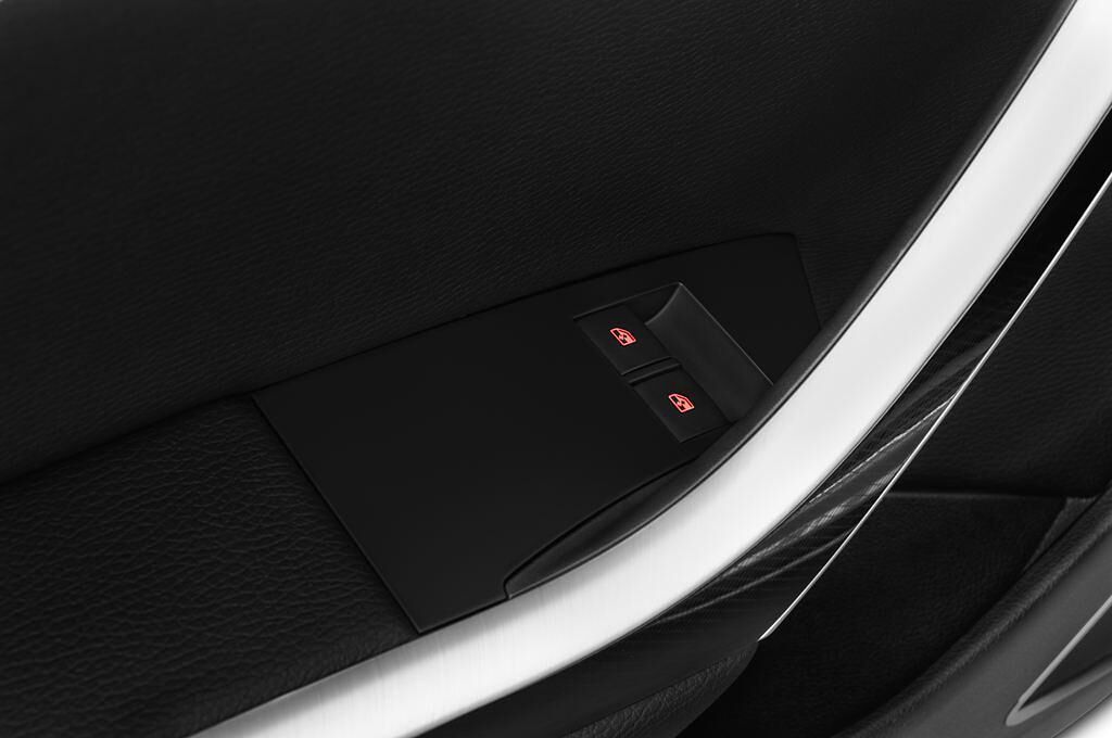 Opel Astra GTC (Baujahr 2013) INNOVATION 3 Türen Bedienungselemente Tür