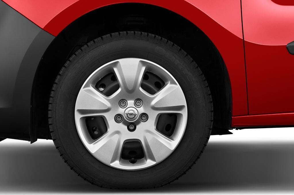 Opel Combo (Baujahr 2015) 1.6 Cdti 77Kw(105Ps) 2,2T L1H1 4 Türen Reifen und Felge