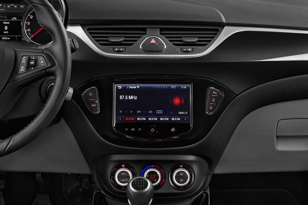 Opel Corsa (Baujahr 2016) Color Edition 3 Türen Mittelkonsole