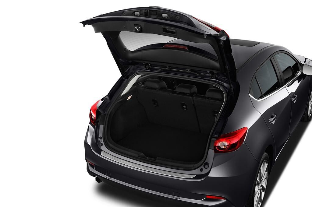 Mazda Mazda3 (Baujahr 2017) Sports-Line 5 Türen Kofferraum