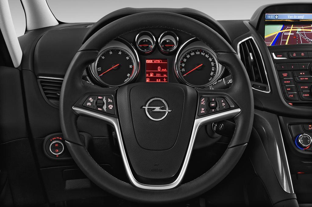 Opel Zafira Tourer (Baujahr 2013) INNOVATION 5 Türen Lenkrad