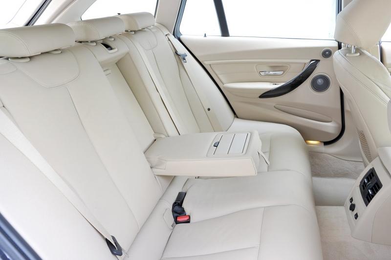 BMW 320i Touring