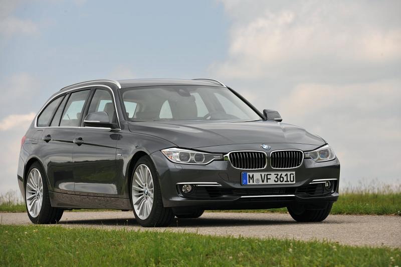 BMW 320i Touring