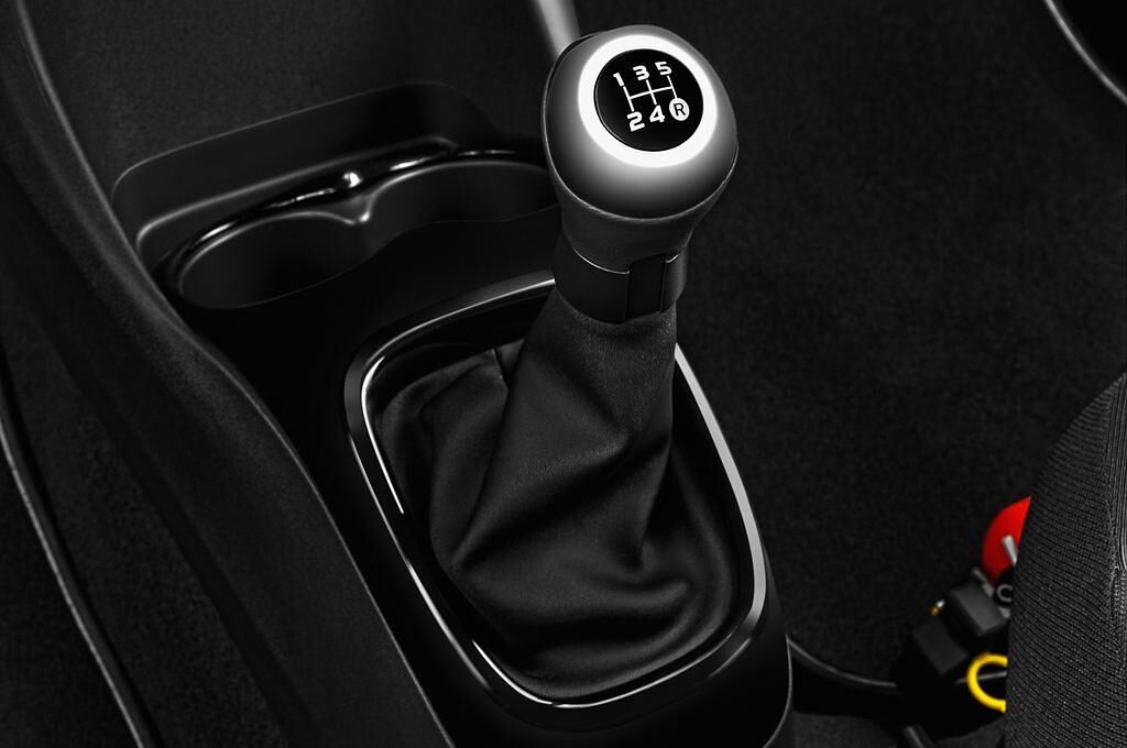 Peugeot 108 (Baujahr 2016) Top! Allure 5 Türen Schalthebel