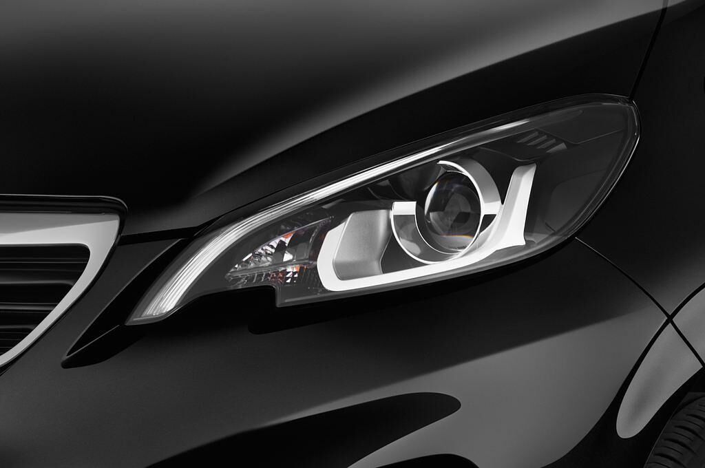 Peugeot 108 (Baujahr 2016) Top! Allure 5 Türen Scheinwerfer