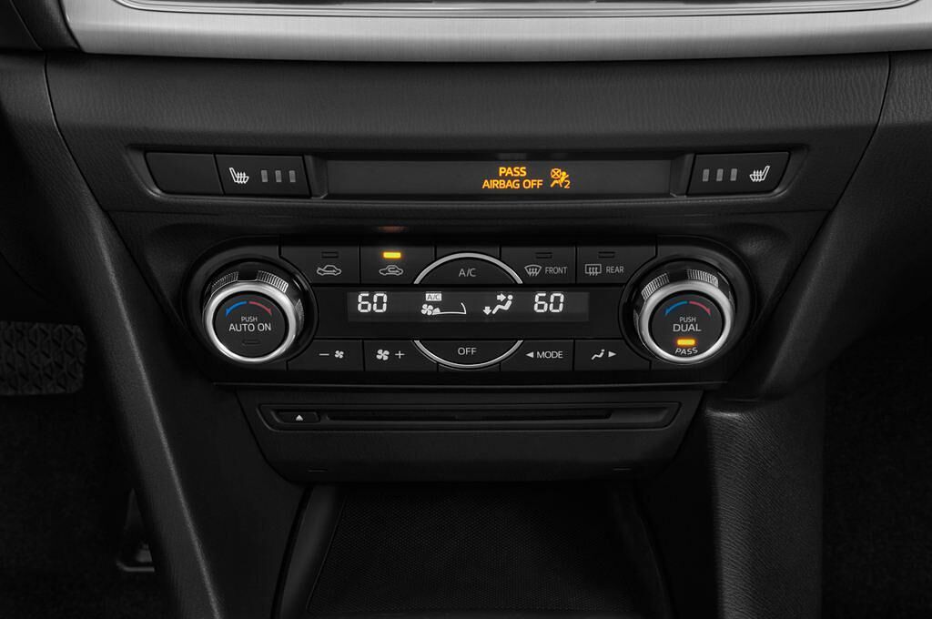 Mazda Mazda3 (Baujahr 2013) Sports-Line 5 Türen Temperatur und Klimaanlage