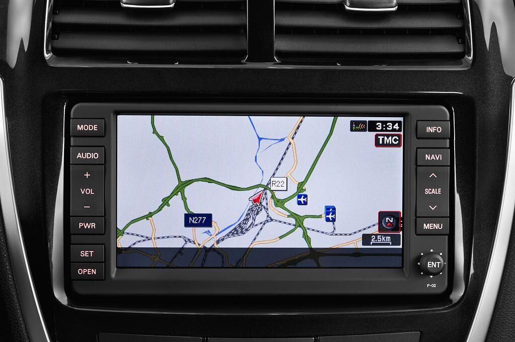 Peugeot 4008 (Baujahr 2012) Allure 5 Türen Radio und Infotainmentsystem