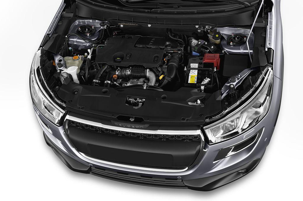 Peugeot 4008 (Baujahr 2012) Allure 5 Türen Motor