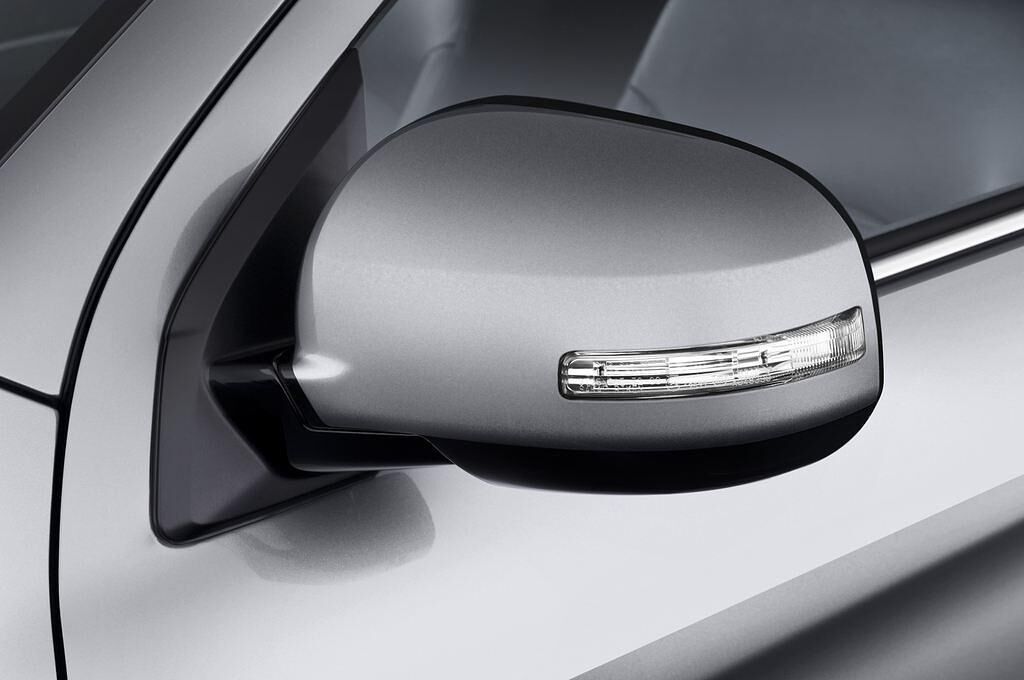 Peugeot 4008 (Baujahr 2012) Allure 5 Türen Außenspiegel