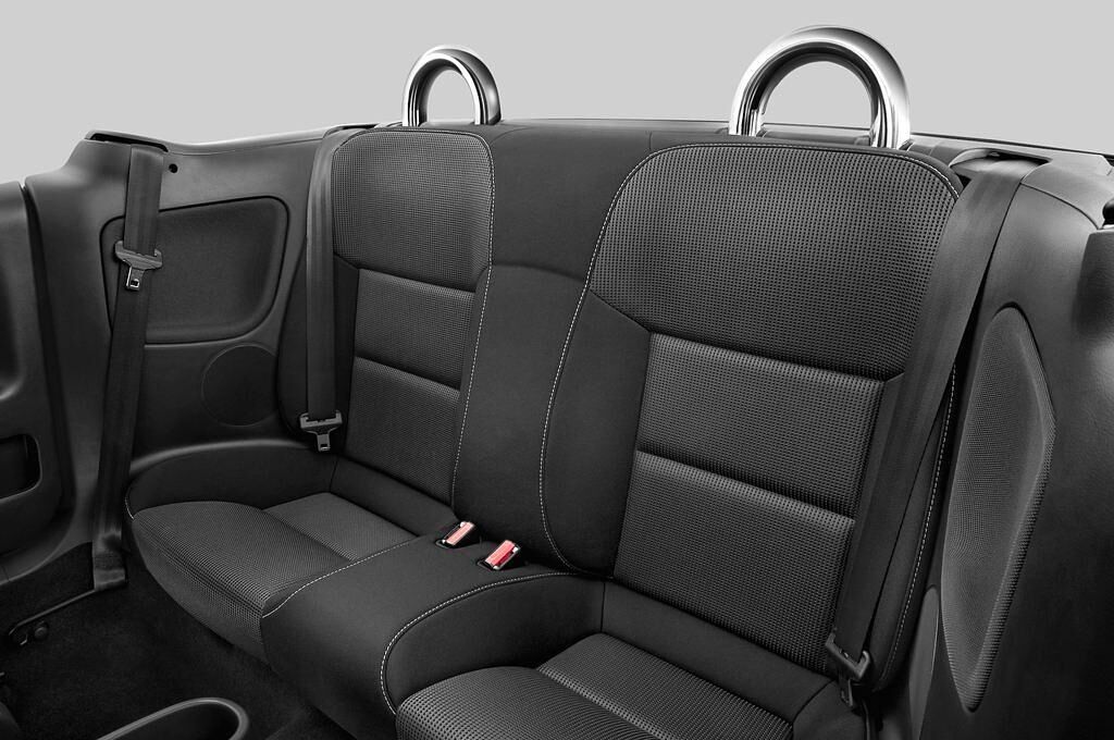 Peugeot 207 (Baujahr 2010) Premium 2 Türen Rücksitze