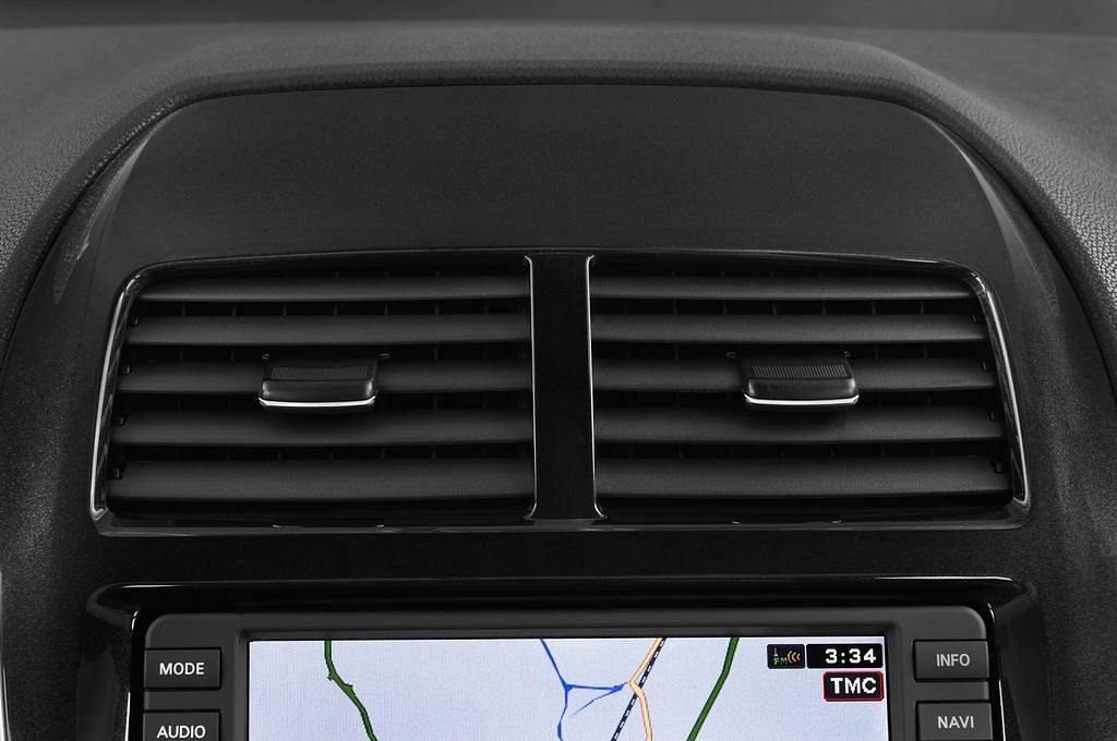 Peugeot 4008 (Baujahr 2012) Allure 5 Türen Lüftung