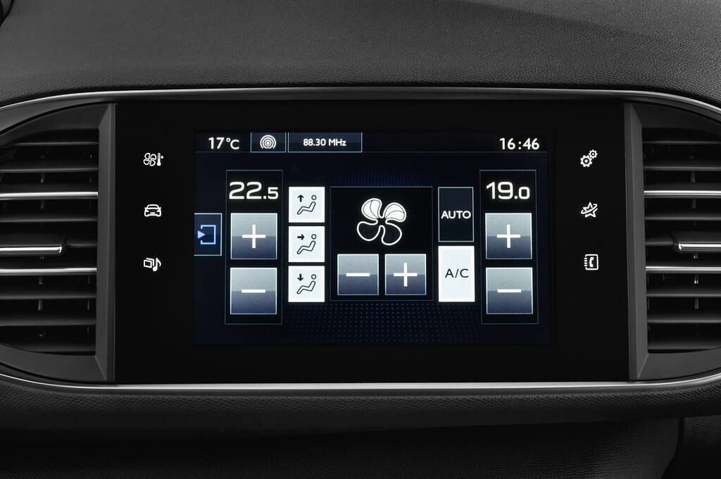 Peugeot 308 (Baujahr 2013) Active 5 Türen Temperatur und Klimaanlage