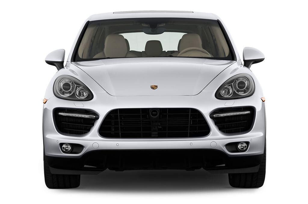 Porsche Cayenne (Baujahr 2011) Turbo 5 Türen Frontansicht