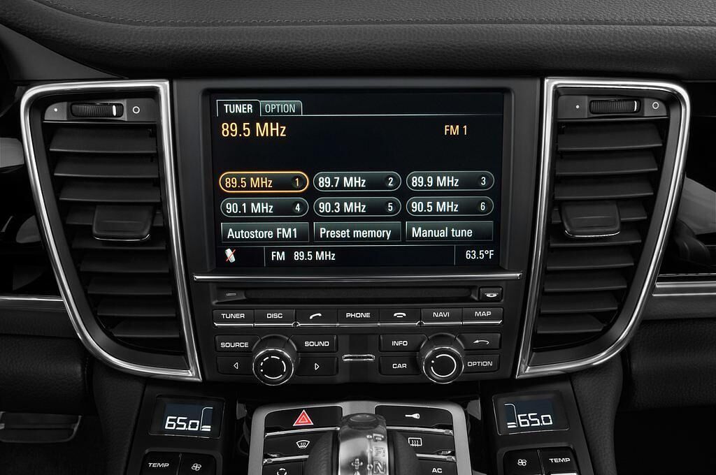 Porsche Panamera (Baujahr 2010) S 5 Türen Radio und Infotainmentsystem