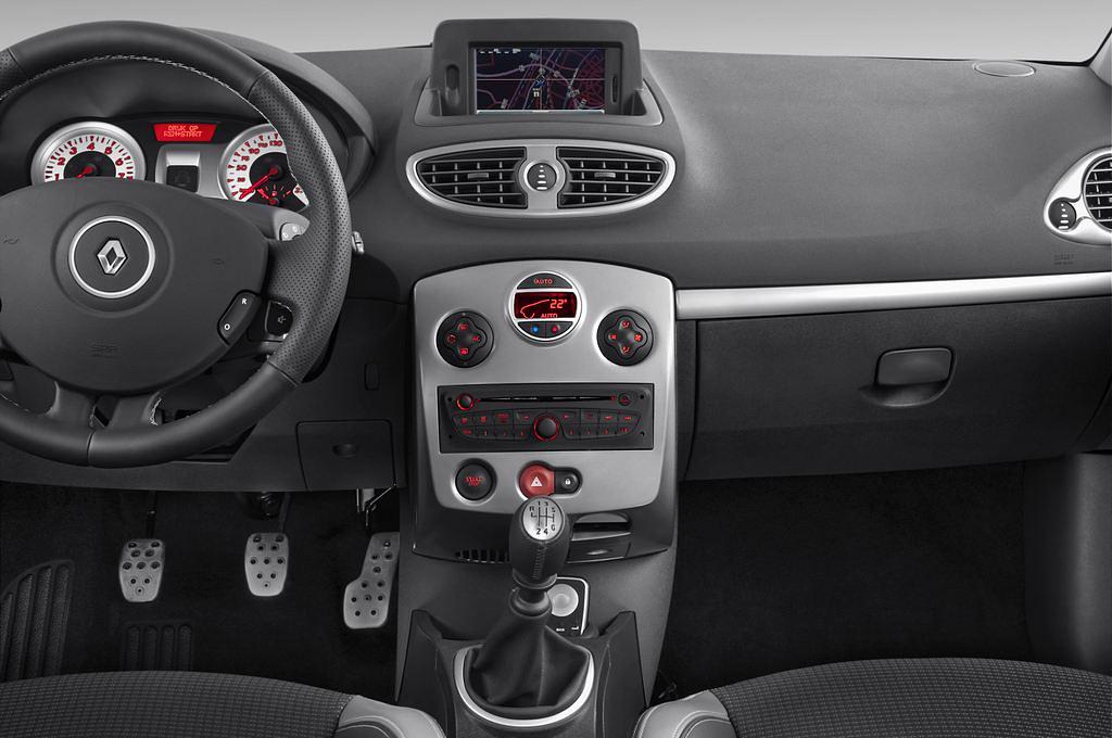 Renault Clio (Baujahr 2010) GT 3 Türen Mittelkonsole