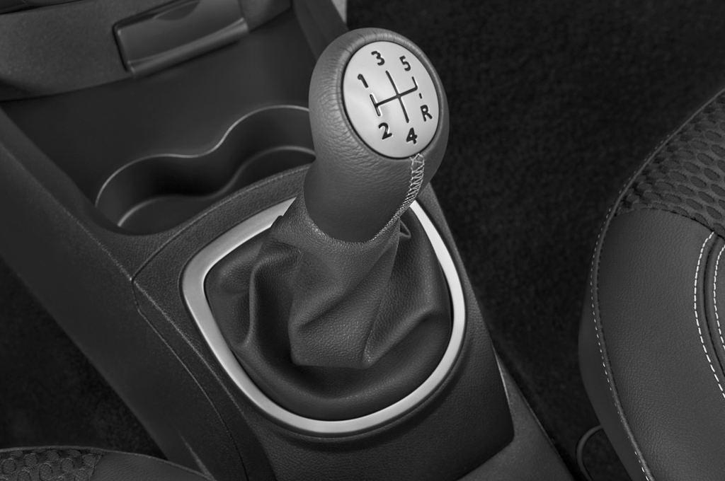 Renault Clio (Baujahr 2010) Exception 5 Türen Schalthebel