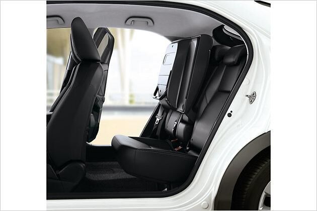 Die Sitzfläche der Rückbank ist im Verhältnis 60:40 geteilt hochklappbar