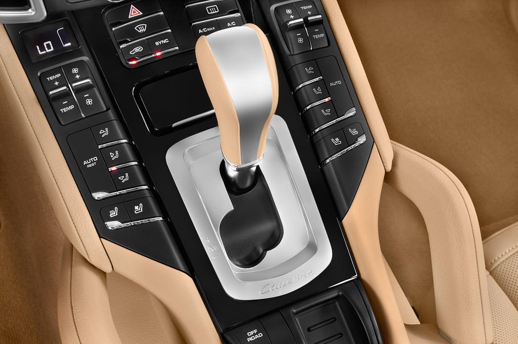 Porsche Cayenne (Baujahr 2015) 3.6 V6 5 Türen Schalthebel