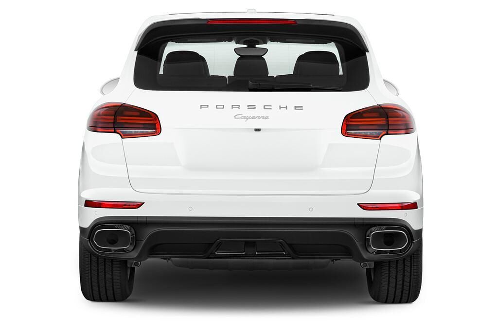 Porsche Cayenne (Baujahr 2015) 3.6 V6 5 Türen Heckansicht
