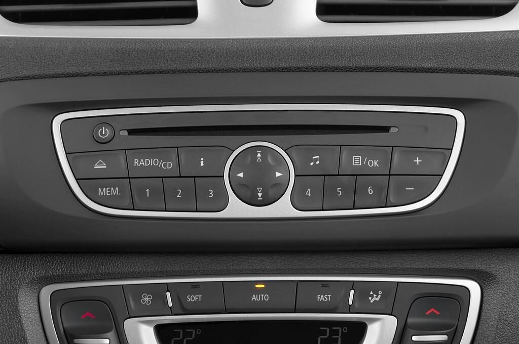 Renault Kangoo (Baujahr 2009) Privilï¿½ge 5 Türen Radio und Infotainmentsystem