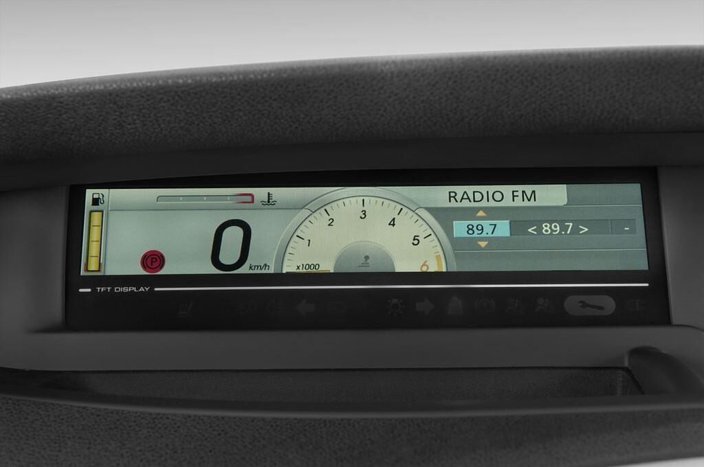 Renault Kangoo (Baujahr 2009) Privilï¿½ge 5 Türen Tacho und Fahrerinstrumente