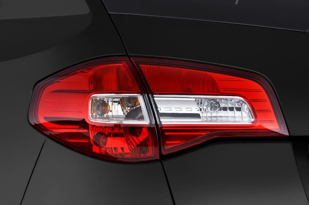 Renault Koleos (Baujahr 2011) Dynamique 5 Türen Rücklicht