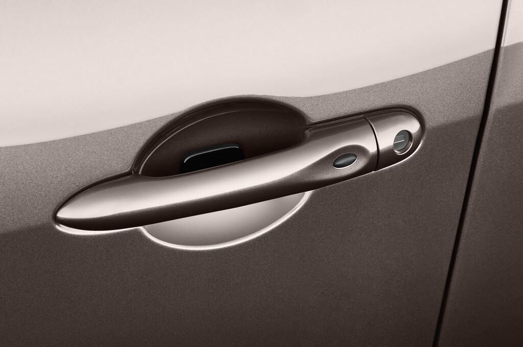 Renault Grand Modus (Baujahr 2010) Dynamique 5 Türen Türgriff