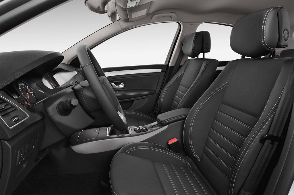 Renault Laguna (Baujahr 2012) Expression 5 Türen Vordersitze