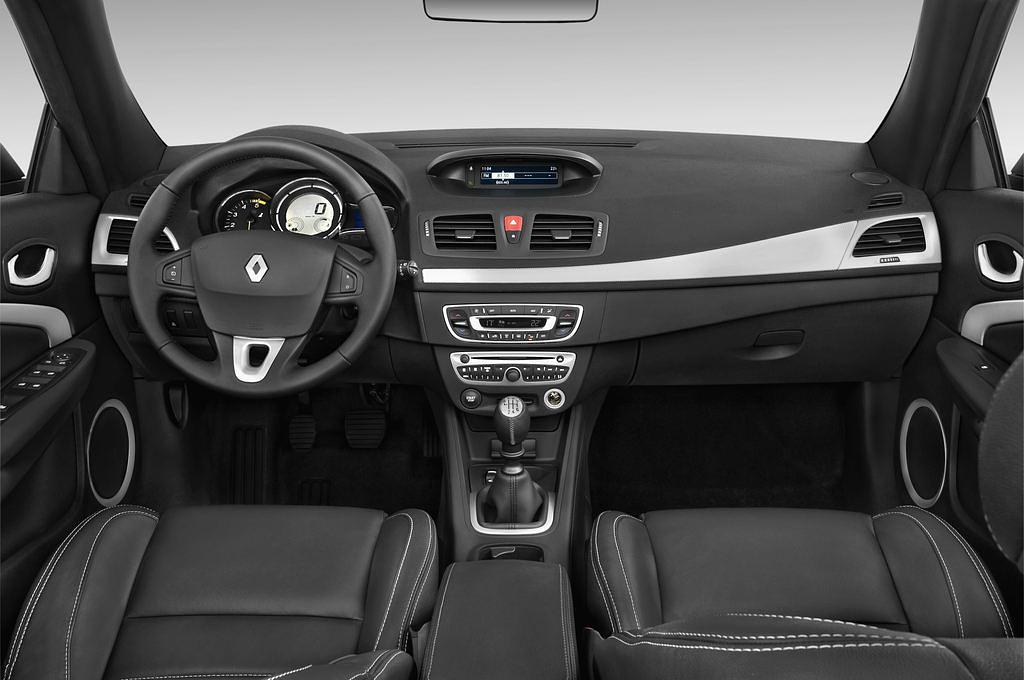 Renault Megane (Baujahr 2011) Dynamique 2 Türen Cockpit und Innenraum