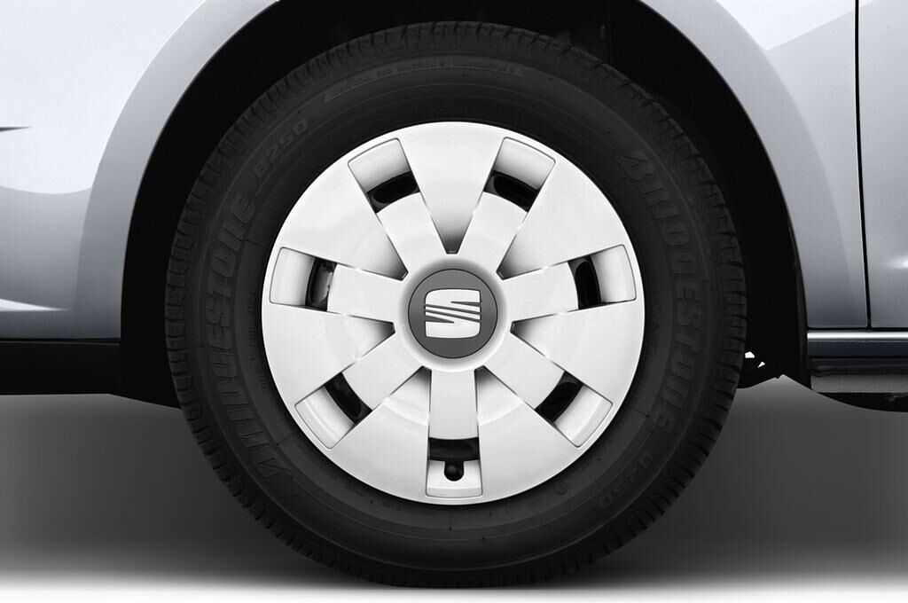 SEAT Ibiza ST (Baujahr 2011) Reference 5 Türen Reifen und Felge