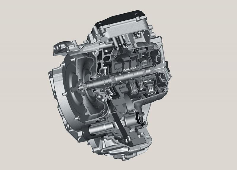 Ein Querschnitt des Neungang-Automatikgetriebes zeigt, wie die Entwickler versuchen, Platz zu sparen: Die Gänge sind in 2 Reihen angeordnet