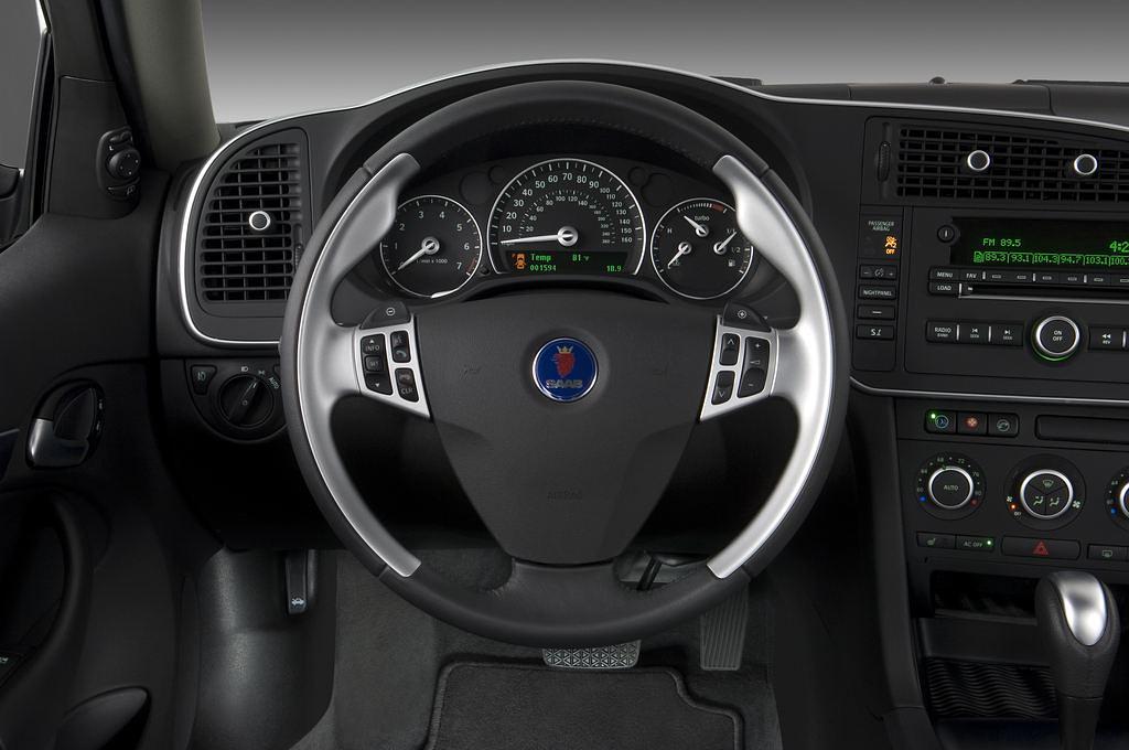 Saab 9-3 Sport Sedan (Baujahr 2010) Aero 4 Türen Lenkrad