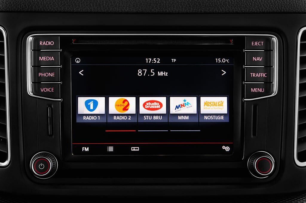 SEAT Alhambra (Baujahr 2016) Style Plus 5 Türen Radio und Infotainmentsystem