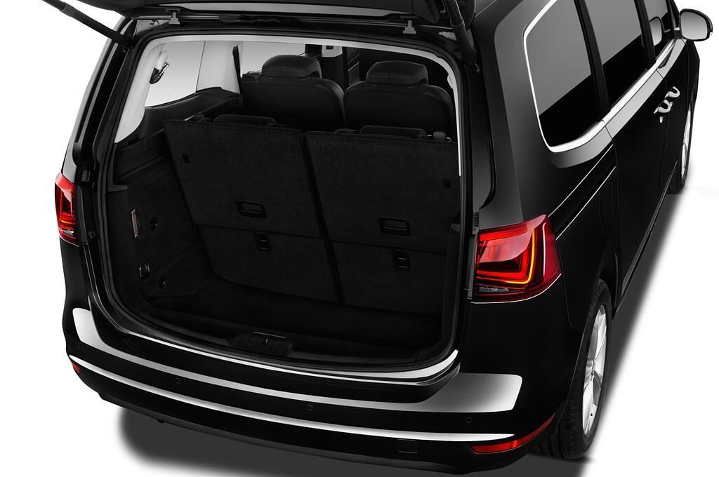 SEAT Alhambra (Baujahr 2016) Style Plus 5 Türen Kofferraum