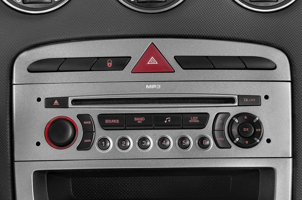 Peugeot 308 (Baujahr 2010) Filou 5 Türen Radio und Infotainmentsystem