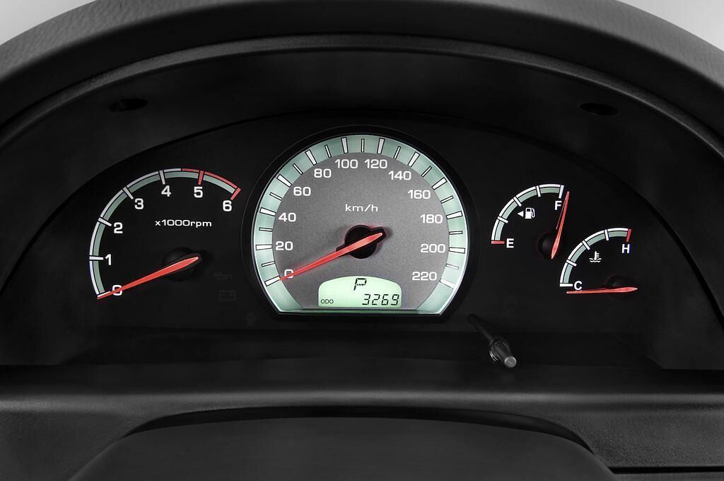 Ssangyong Rexton (Baujahr 2011) - 5 Türen Tacho und Fahrerinstrumente