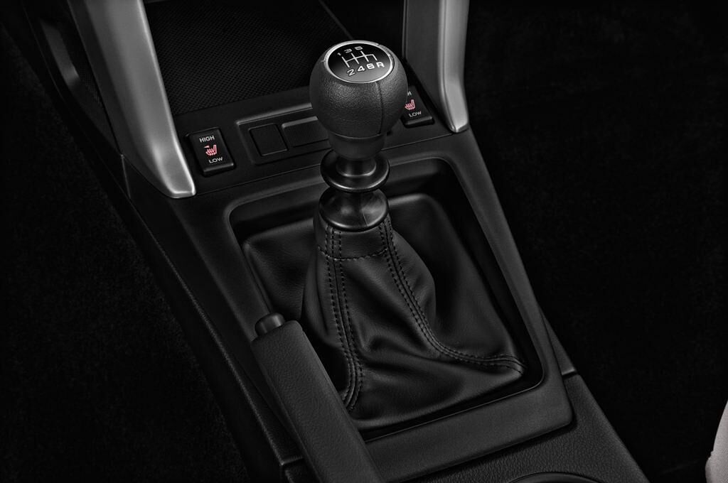 Subaru Forester (Baujahr 2012) Active 5 Türen Schalthebel