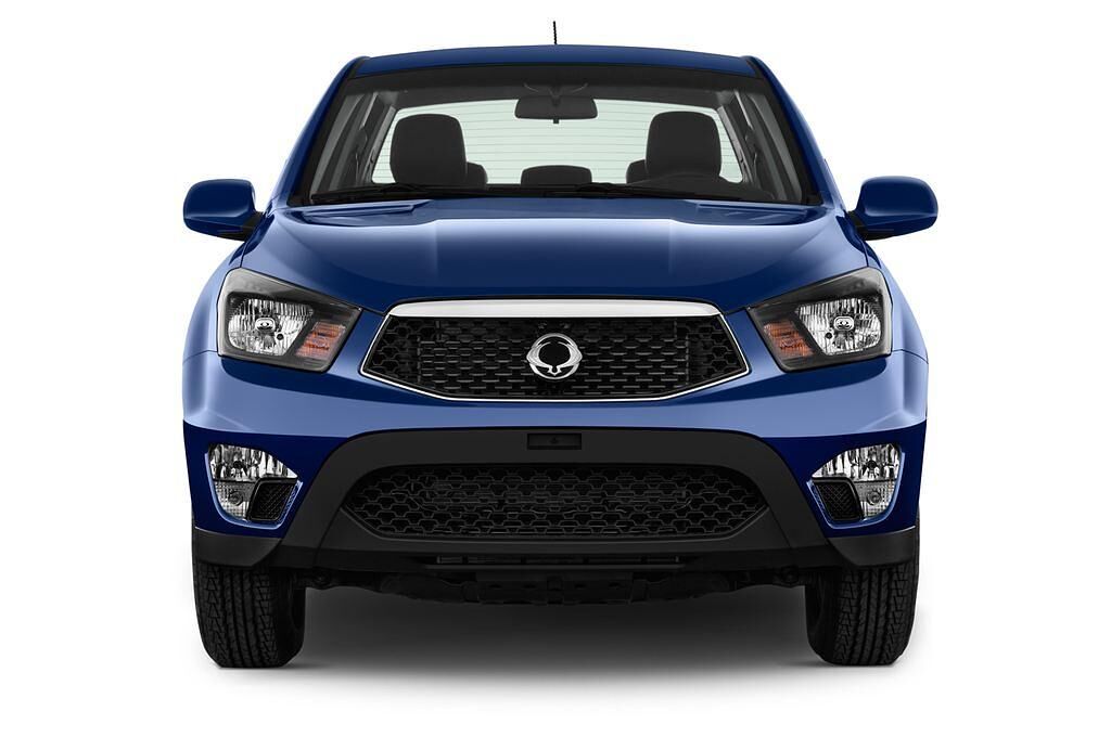 Ssangyong Actyon Sports (Baujahr 2012) Quartz 4 Türen Frontansicht