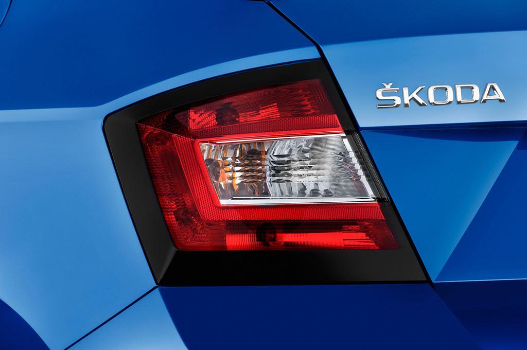 Skoda Fabia (Baujahr 2015) Ambition 5 Türen Rücklicht