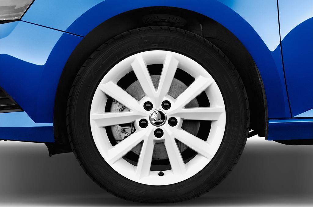 Skoda Fabia (Baujahr 2015) Ambition 5 Türen Reifen und Felge
