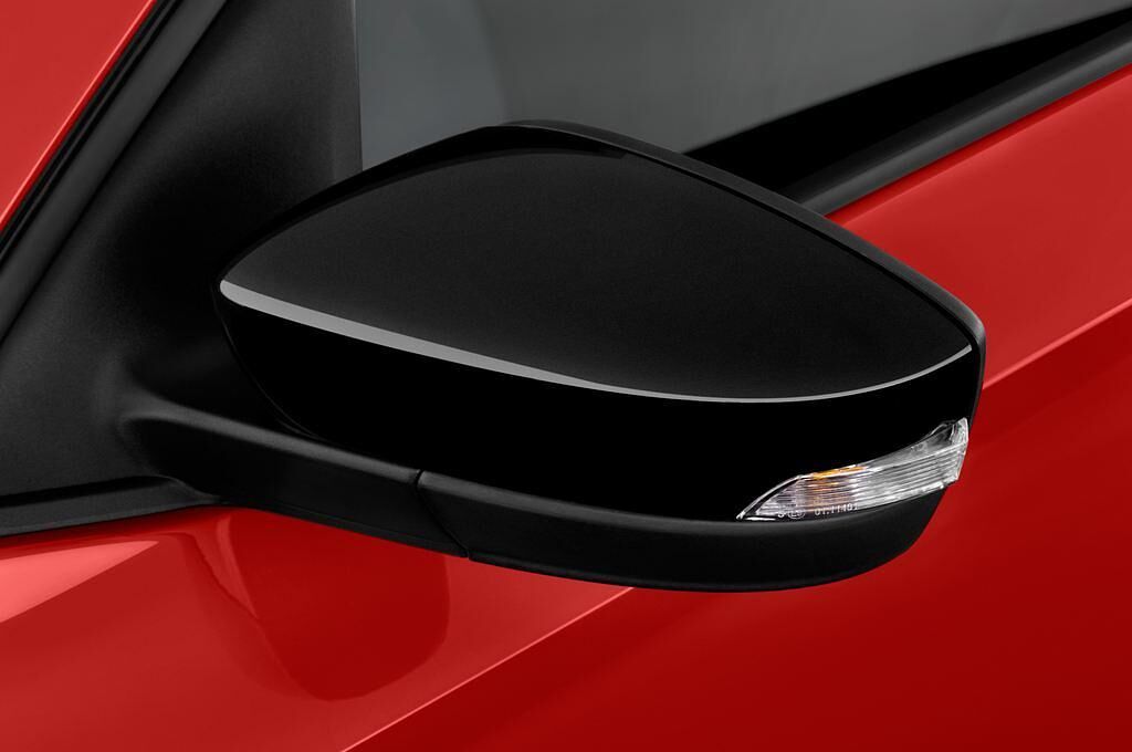 Skoda Fabia (Baujahr 2016) Monte Carlo 5 Türen Außenspiegel