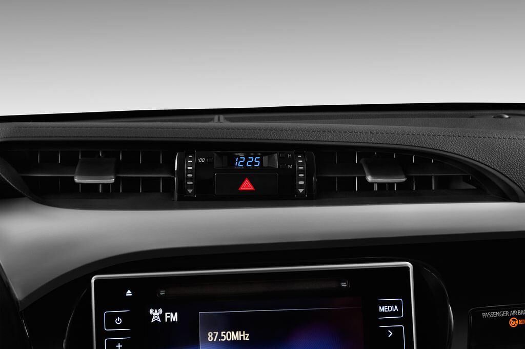 Toyota Hilux (Baujahr 2017) Duty Comfort 2 Türen Lüftung