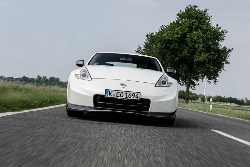 10,6 Liter verbraucht er auf 100 Kilometer.